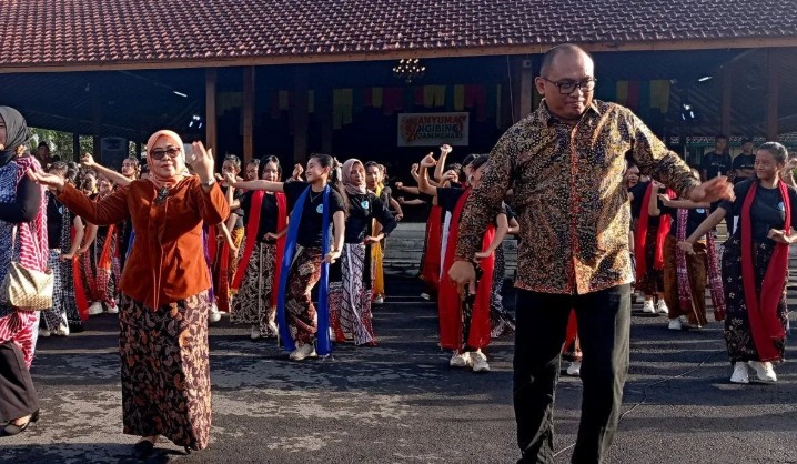 Anggota DPR Nilai Banyumas Ngibing 24 Jam Menari Jadi Motor Penggerak Wisata Budaya