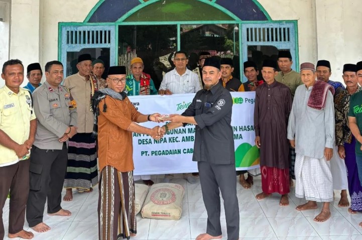 Pegadaian Salurkan Bantuan ke Masjid di Bima untuk Peringati Hari Buruh Internasional