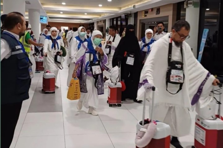 Ribuan Calon Haji Riau Diberangkatkan Bertahap ke Tanah Suci, Sejumlah Jamaah Tertunda karena Kesehatan