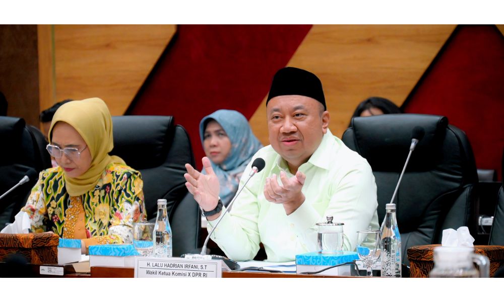 DPR Nilai Ada Perubahan Nyata Pendidikan di Era Prabowo, Soroti Infrastruktur dan Kesenjangan Akses