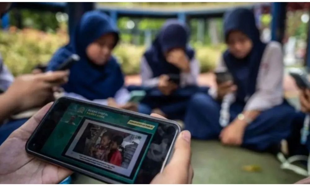 Psikolog Ingatkan Orang Tua Aktif Dampingi Anak Hadapi Dampak Media Sosial di Era Digital