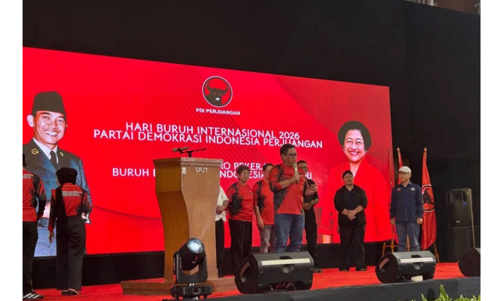Hasto Ajak Buruh Perkuat Persatuan di Tengah Tantangan Ekonomi pada May Day 2026