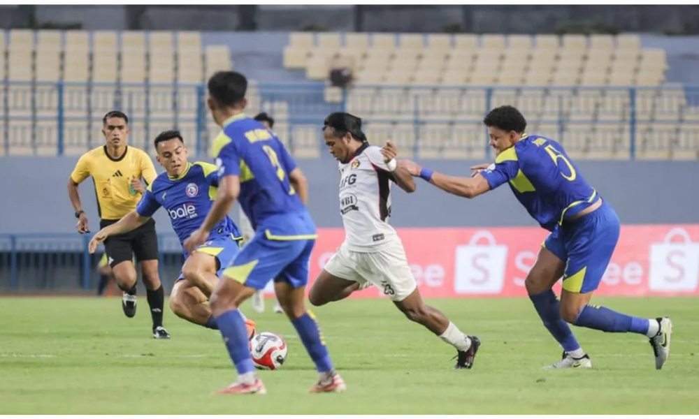 Pelatih Arema FC Soroti Minimnya Determinasi Usai Kalah dari Persik