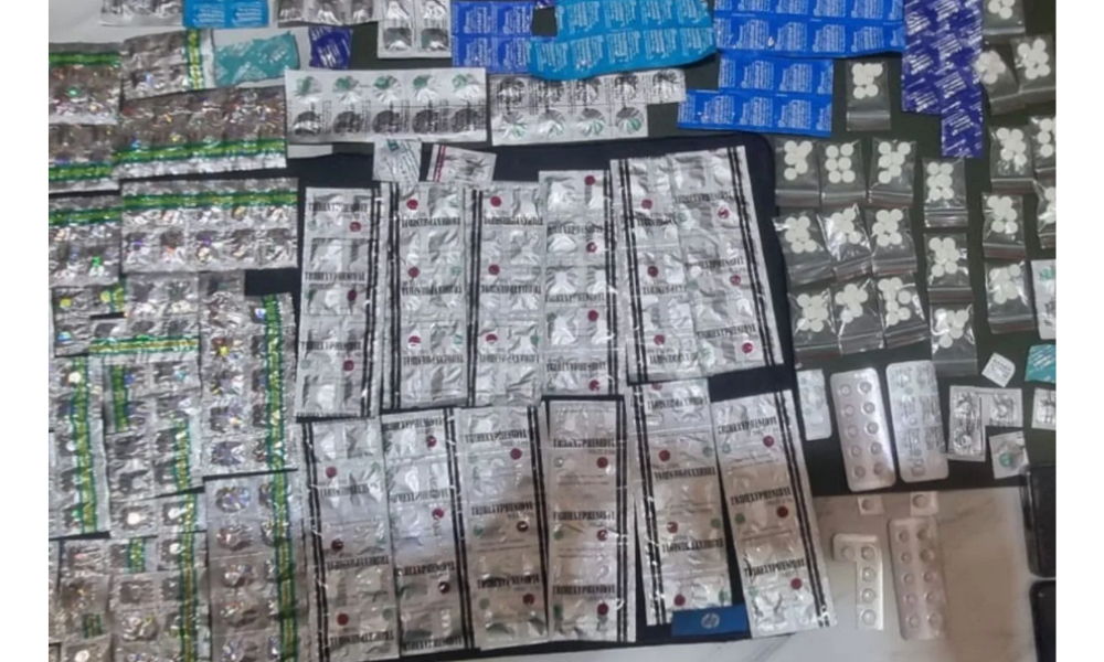Polisi Gerebek Toko Obat Keras Ilegal di Tanjung Priok, Seorang Pria Diamankan