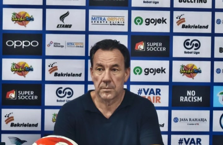 Van Gastel Soroti Gol Cepat Persib Jadi Penyebab Kekalahan PSIM di Awal Laga