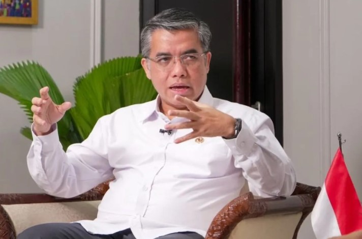 Menaker Yassierli Pastikan Hak Jaminan Sosial Korban Kecelakaan KA Bekasi Terpenuhi