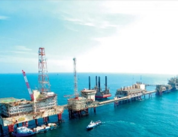 Iran Bantah Rencana Serang UEA di Tengah Insiden Kebakaran Zona Minyak Fujairah