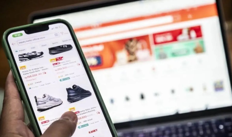 Peneliti Indef Menilai Lonjakan Website Mandiri UMKM Dipicu Persaingan Ketat Marketplace