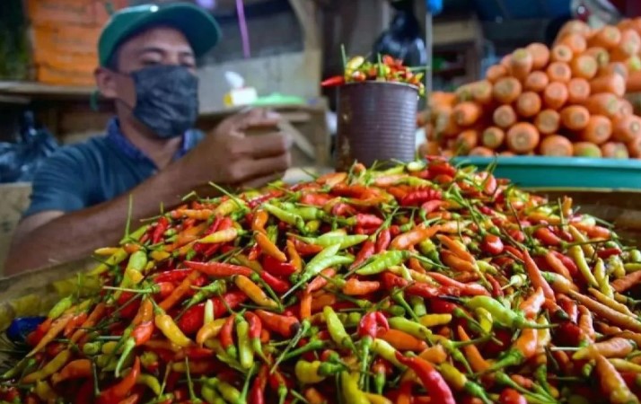 Harga Cabai Rawit Turun ke Rp52.850 per Kg, Telur Ayam Rp31.450 per Kg