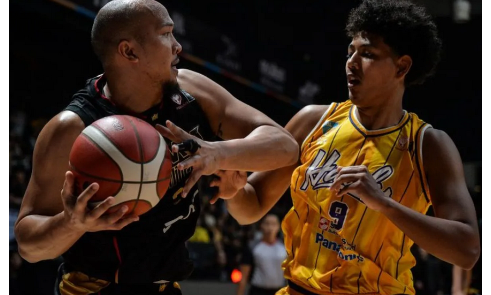 Dewa United Bungkam Bogor Hornbills 97-91 Lewat Aksi Krusial Rio Disi di Menit Akhir