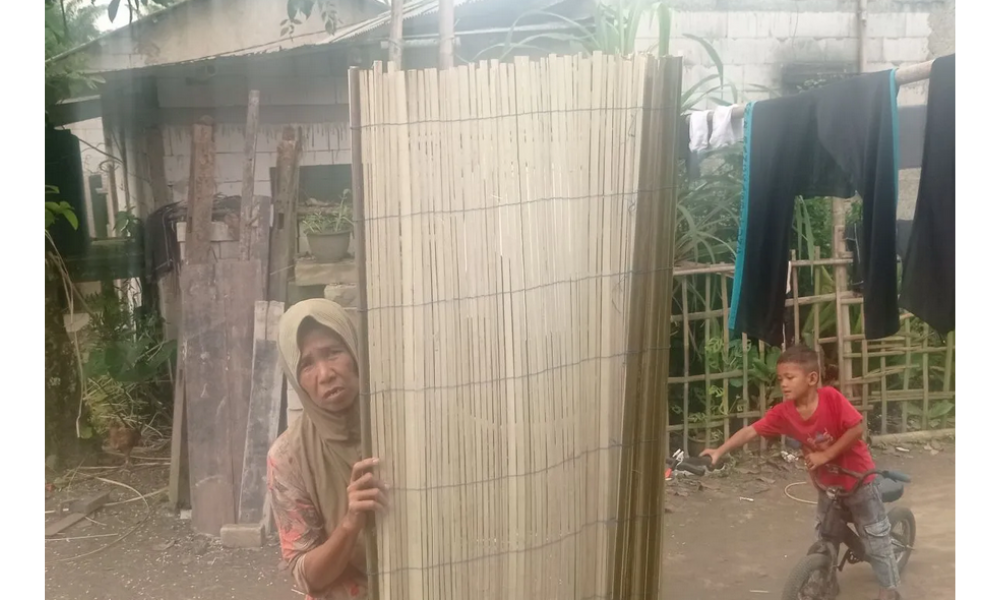 Limbah Pelapah Sawit di Lebak Disulap Jadi Krey Bernilai Ekonomi