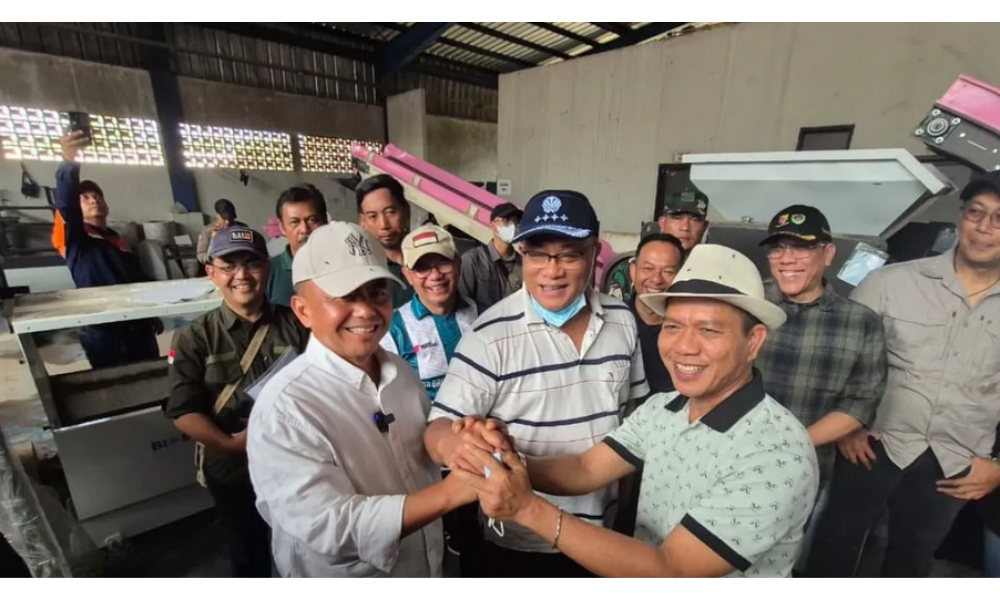 KLH Percepat Proyek Pengolahan Sampah Jadi Energi di Bandung Raya