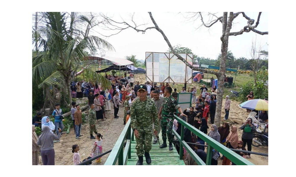 TNI AD Rampungkan Jembatan Gantung Perintis Garuda di Aceh Tamiang