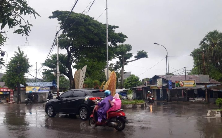 BMKG Peringatkan Potensi Hujan Lebat dan Angin Kencang di Sejumlah Wilayah NTT