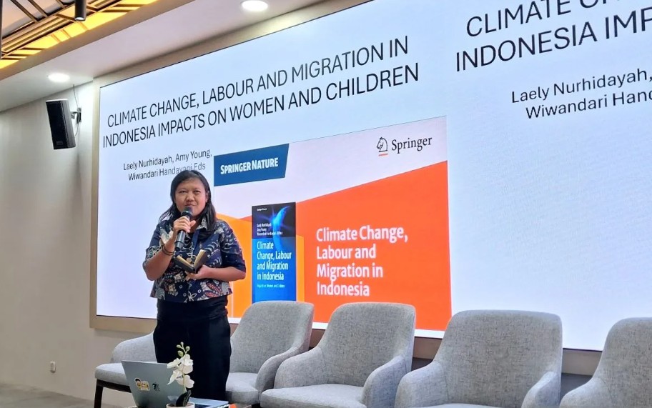 BRIN dan Griffith University Luncurkan Buku Dampak Perubahan Iklim terhadap Perempuan dan Anak di Pesisir Jawa
