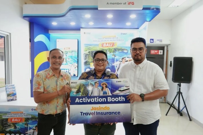 Jasindo Hadirkan Asuransi Instan bagi Wisatawan Bahari di Pelabuhan Sanur Bali