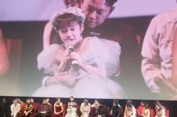 Aktris Cilik Ellea Candice Ajak Sang Ibu Debut Akting di Film 