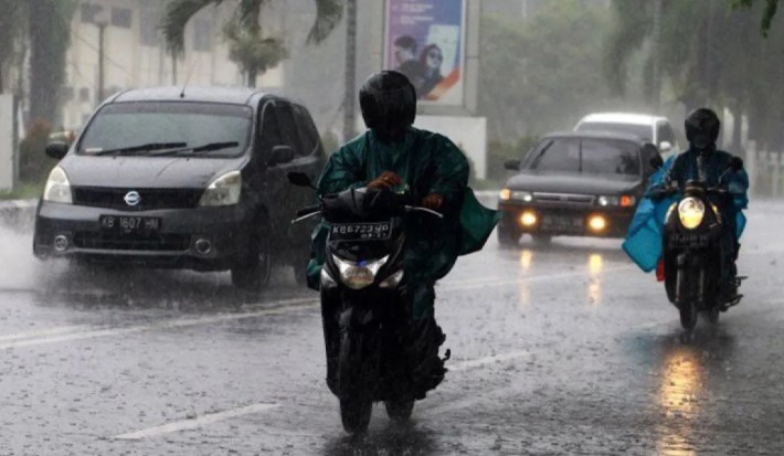 BMKG Prakirakan Mayoritas Wilayah Indonesia Diguyur Hujan Ringan pada Kamis