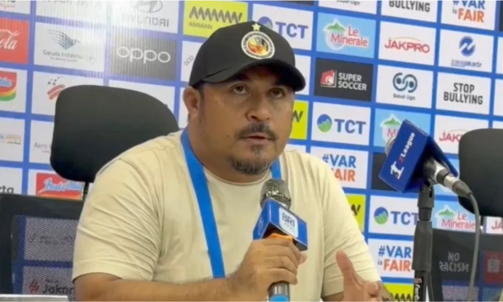Imran Nahumarury Bertekad Bawa Semen Padang Kembali ke Super League