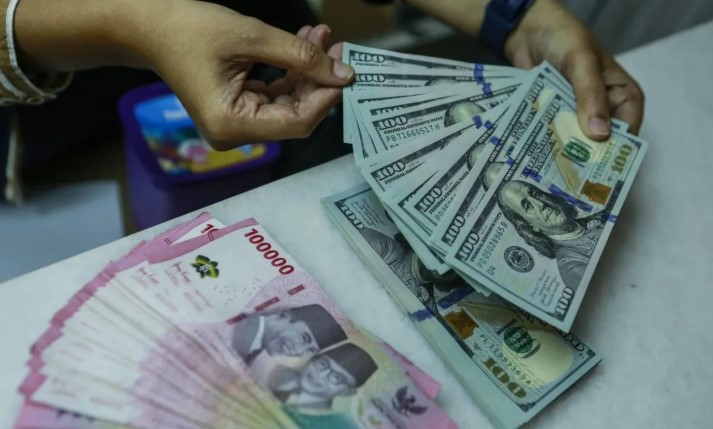 Rupiah Melemah ke Rp17.749 per Dolar AS Dipicu Permintaan Aset Safe Haven