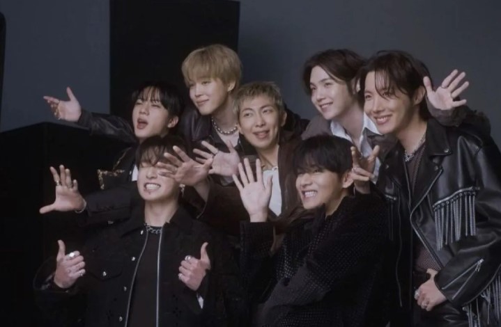 BTS Masuk Tiga Nominasi AMAs 2026 dan Siap Bersaing dengan Taylor Swift