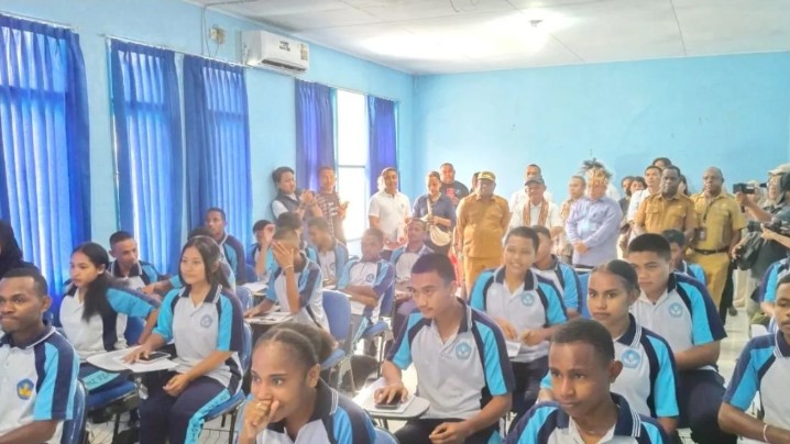 Mendikdasmen Pastikan Program Digitalisasi Pendidikan Menjangkau Sekolah Terpencil