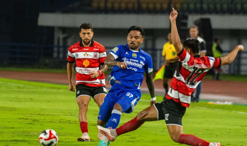 Saddil Ramdani Persembahkan Gelar Super League 2025/2026 Persib Bandung untuk Sang Ibu