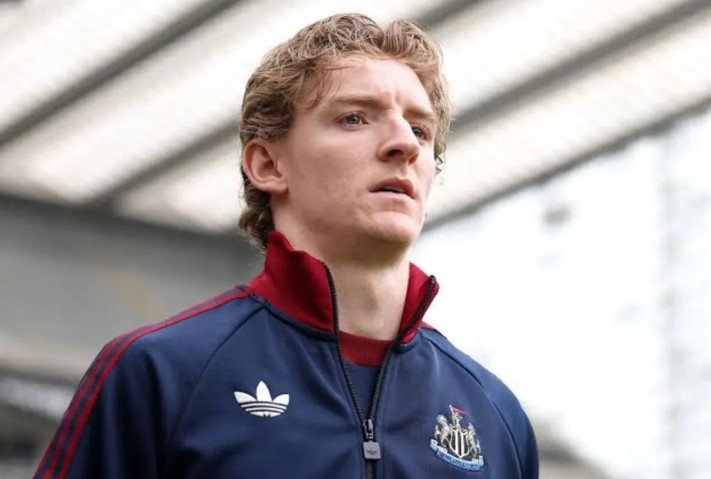 Barcelona Dikabarkan Sepakat Datangkan Anthony Gordon dari Newcastle United