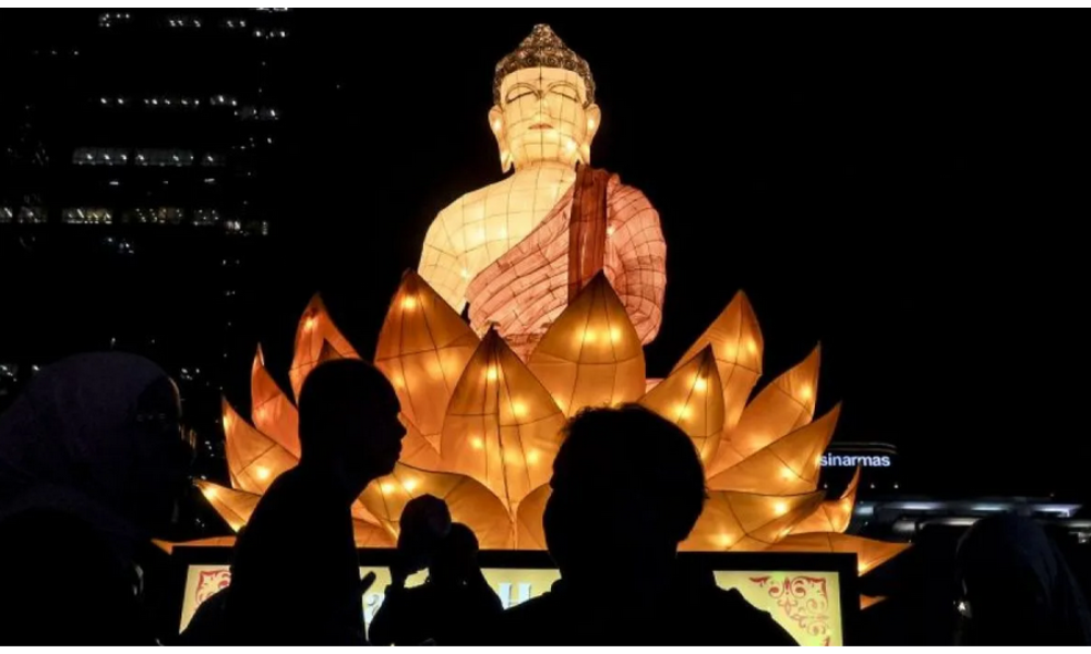 Pemprov DKI Gelar “Illumination of Jakarta, Glow of Peace” untuk Meriahkan Waisak 2026