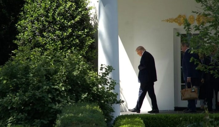 Trump Yakin Kesepakatan AS-Iran Bisa Tercapai Pekan Depan