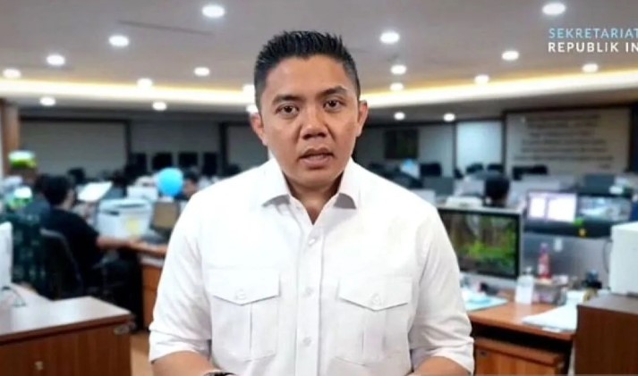 Seskab Teddy Sebut Diplomasi Prabowo Buahkan Investasi Triliunan dan Keuntungan Strategis bagi Indonesia