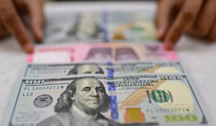 Analis Dorong Respons Terkoordinasi untuk Pulihkan Rupiah dan IHSG yang Terus Tertekan