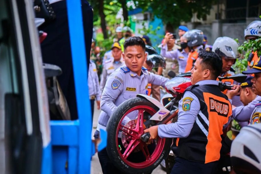Operasi Serentak di Lima Wilayah Jakarta, Satpol PP Kerahkan
