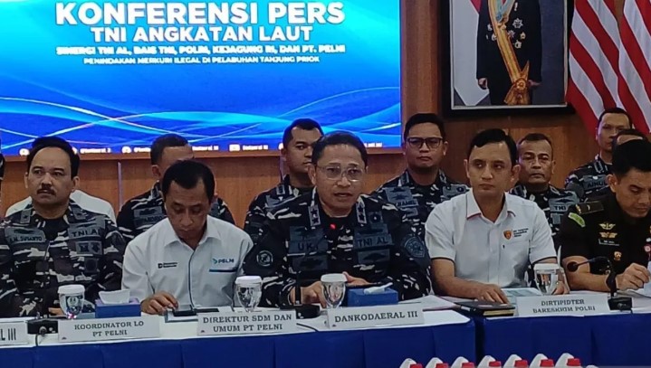 TNI AL Gagalkan Penyelundupan Merkuri dari Maluku ke Jakarta
