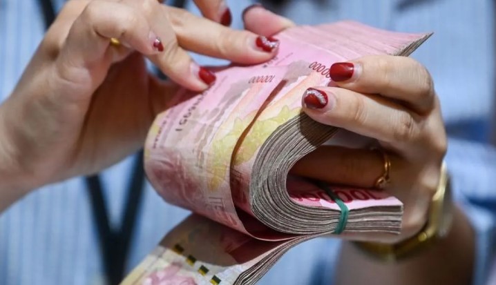 Perencana Keuangan Bagikan Siasat Mengatur Pengeluaran Saat Rupiah Melemah