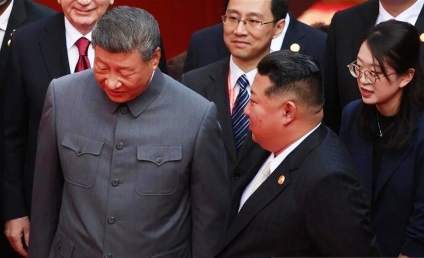 Xi Jinping dan Kim Jong Un Gelar KTT di Pyongyang,