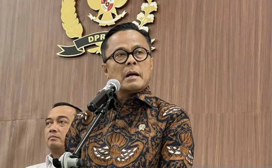 Dony Oskaria Tegaskan PT Danantara Sumberdaya Indonesia Buka