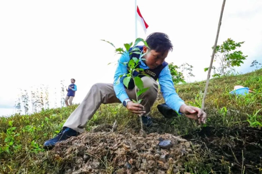 OIKN dan Kementerian Kehutanan Rehabilitasi Lahan 
