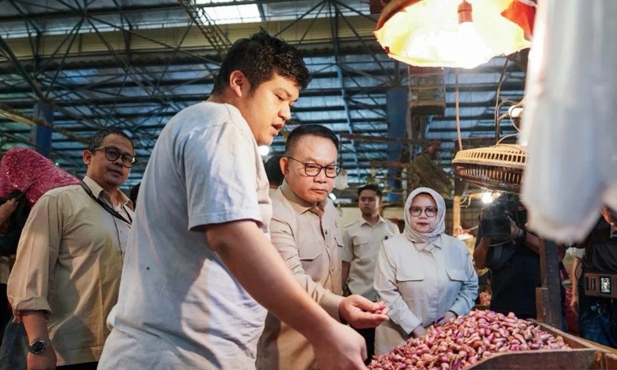Dudung Abdurachman Sidak Pasar Induk Kramat Jati, 