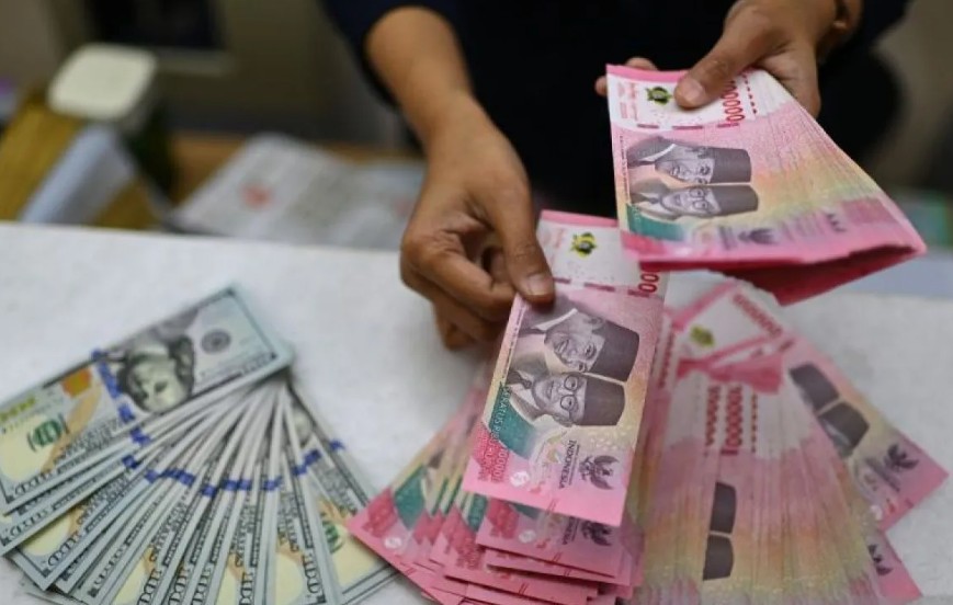 Rupiah Menguat 130 Poin ke Rp18.058 per Dolar AS U