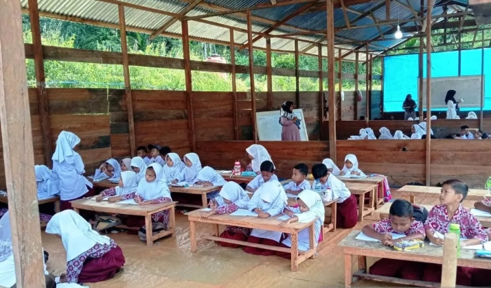Sebanyak 220 Siswa Penyintas Banjir Bandang di Nagan Raya Be