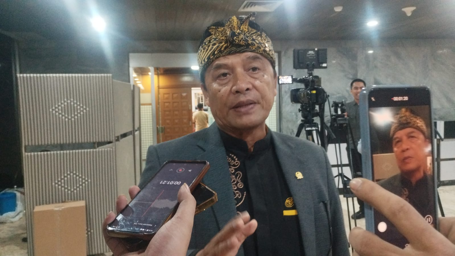 Dadang Naser Soroti Dampak Konflik Dunia terhadap 