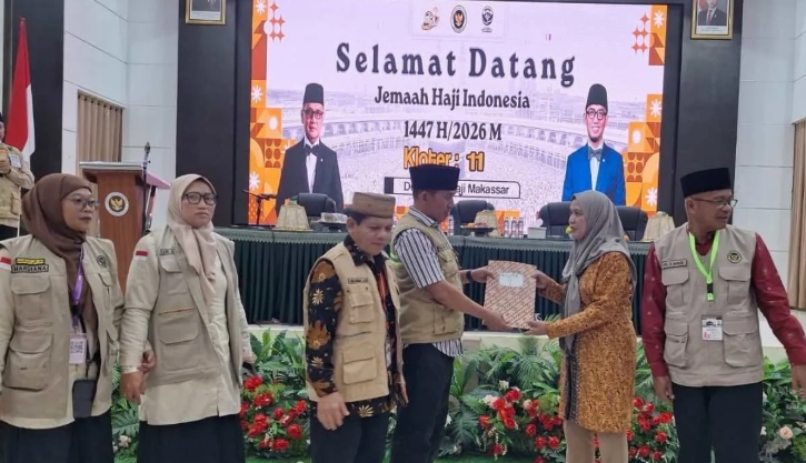 Jamaah Haji Perdana Asal Sulawesi Barat Tiba di Ta