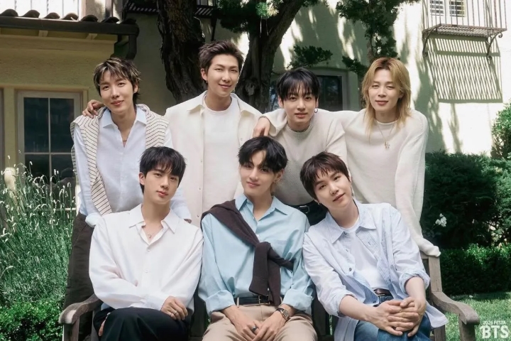 Antusiasme ARMY Memuncak Jelang General Sale Tiket Konser AR