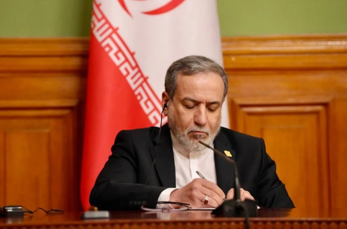 Menlu Iran Mendesak Pasukan Asing Tinggalkan Kawas