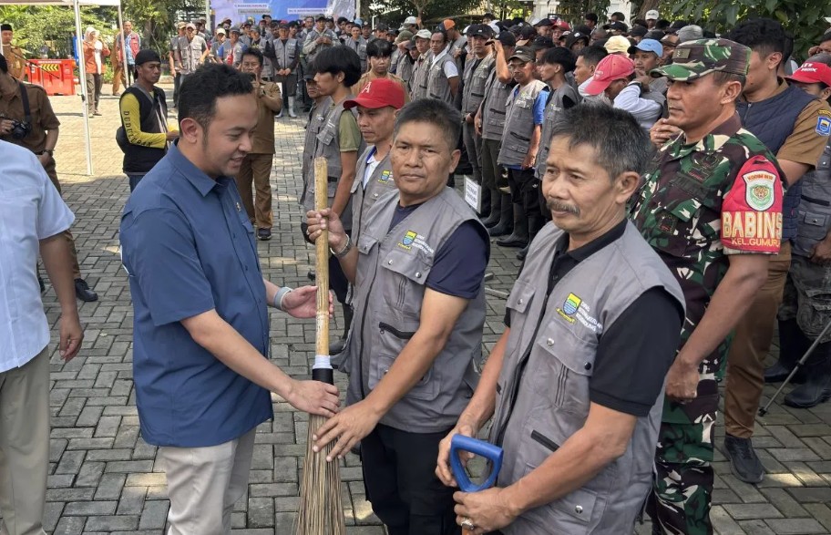 Pemerintah Kota Bandung Menggulirkan Program Padat Karya unt