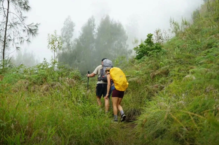 TNGR Ingatkan Wisatawan Patuhi Aturan Pendakian Gunung Rinja